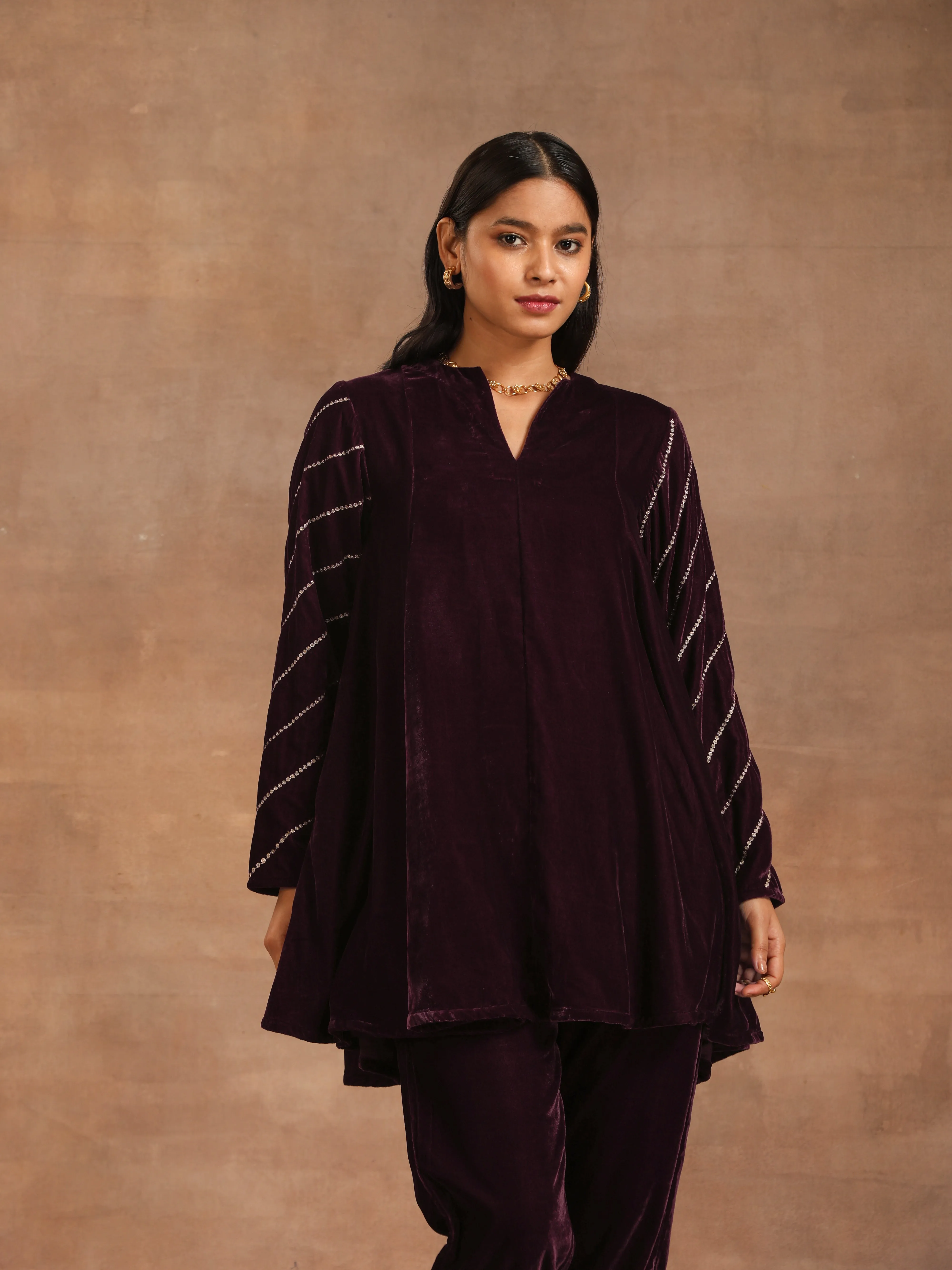 trueBrowns Wine Velvet Sleeve Embroidered Co-ord Set